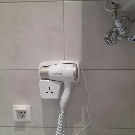Stbs Luxury, * Néa Fókaia
