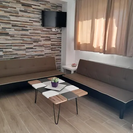 Stbs Luxury, * Néa Fókaia