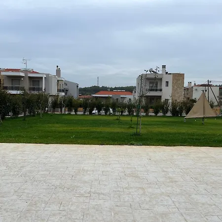 Stbs Luxury, * Néa Fókaia