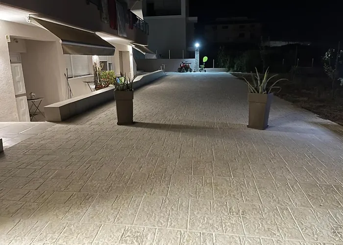 Stbs Luxury, Apartment *