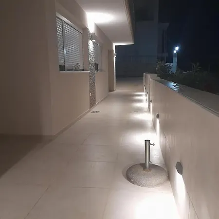 Stbs Luxury, * Néa Fókaia