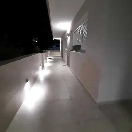 Stbs Luxury, Appartamento Néa Fókaia