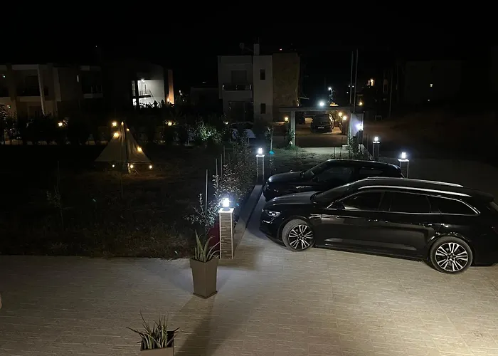 Stbs Luxury, * Néa Fókaia